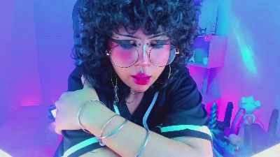 kuromi69 live from Colombia