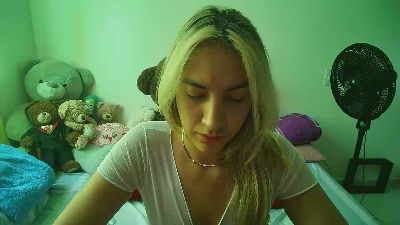 mandy_berry live from United States
