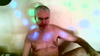 manvoles live from Greece