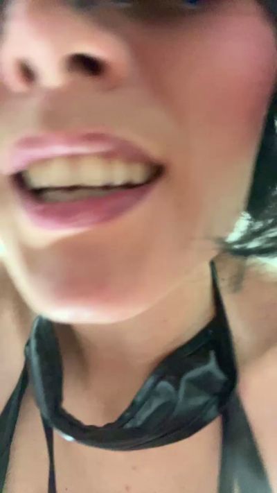 miacarry live from Colombia