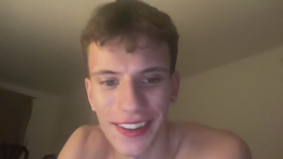 naughtyelio live from United Kingdom