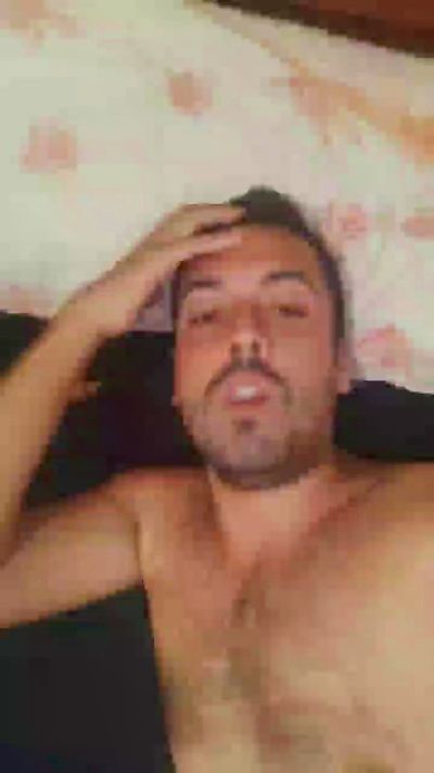 parejacalient56 live from Spain