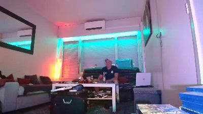 pat1308 live from France