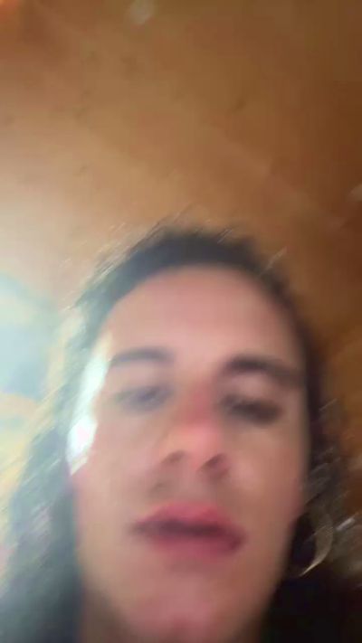 petitepetasse06 live from France