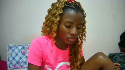 petitetasha live from Kenya