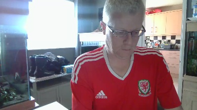 pmjones2 live from United Kingdom