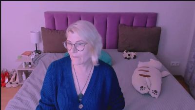 sabrinamac live from United States