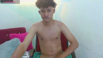 santy_boys live from Colombia