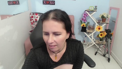 selenemom live from Colombia