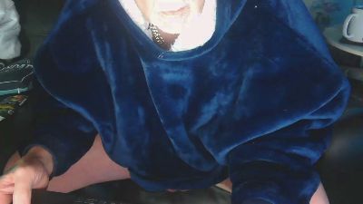 sexymanlol live from United Kingdom