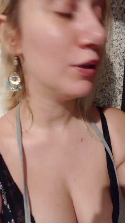 the_red_rose3 live from Italy