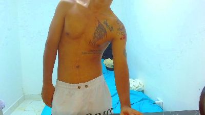 victoria_justyn live from Colombia