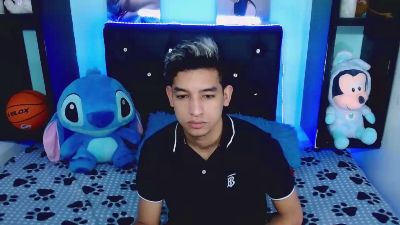 x_oliver_x live from United States